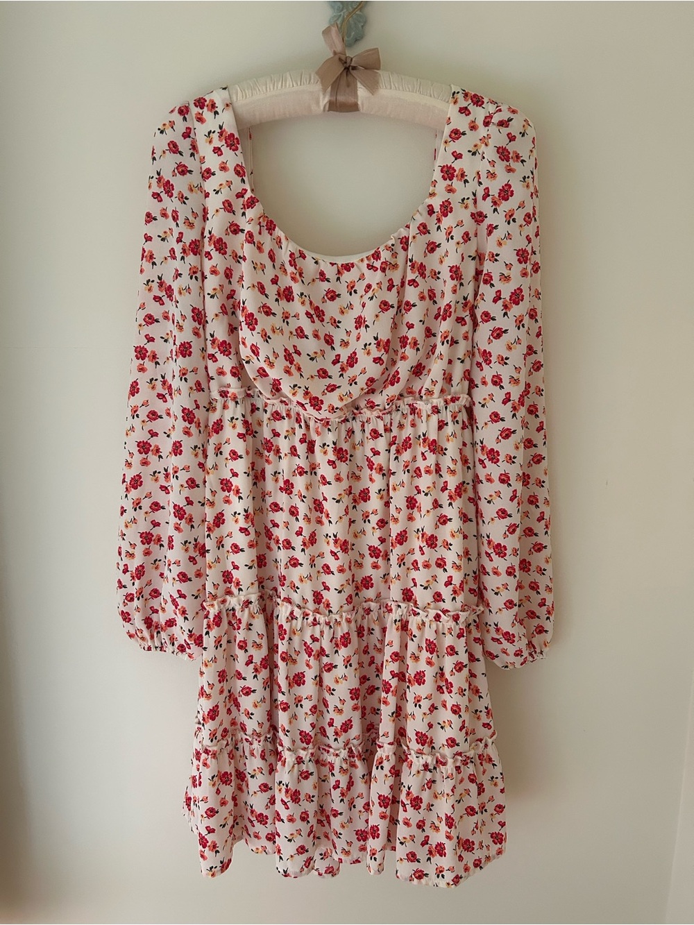 Altar'd State Floral Babydoll Mini Dress with Ruffle Details 
Size: Small 
EUC